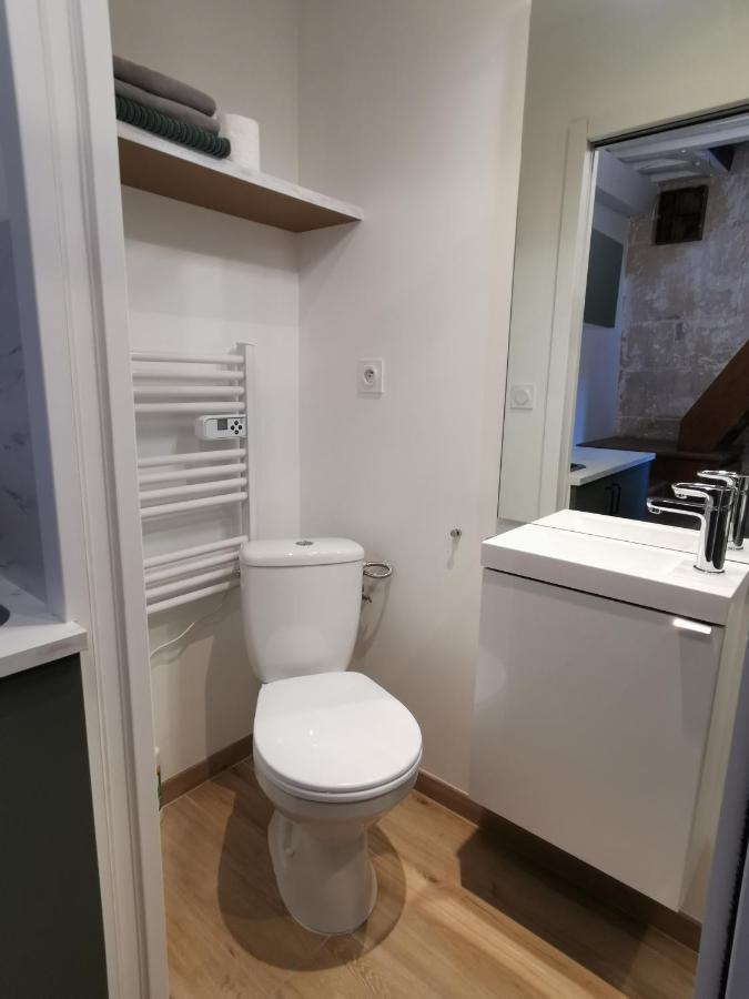 Studio En Duplex Dans Un Hotel Particulier Caen Exterior foto